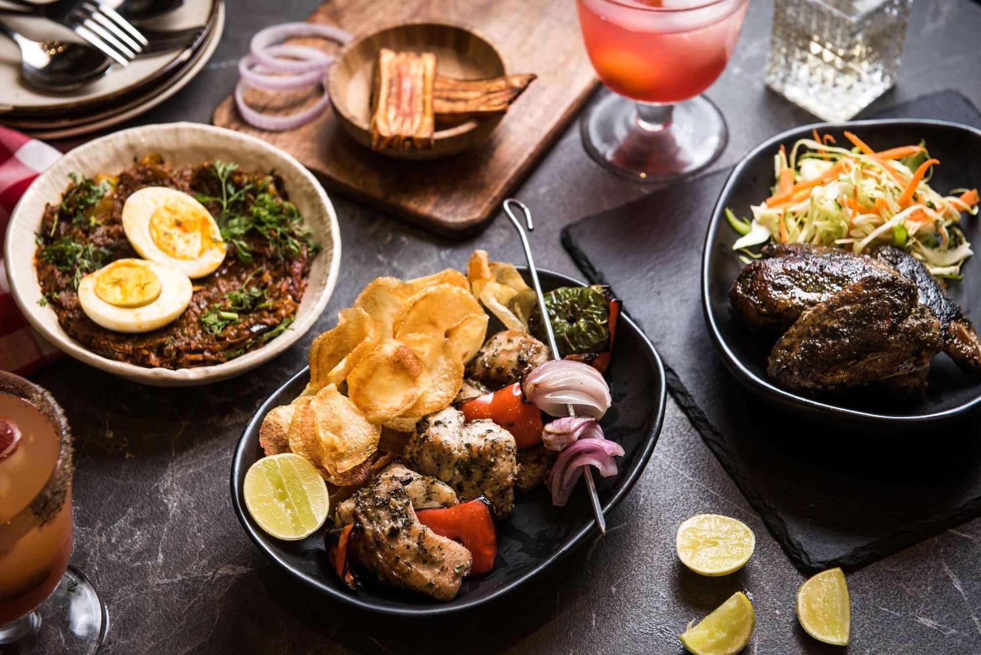 Hyatt Centric Candolim Goa Exterior foto A selection of tapas