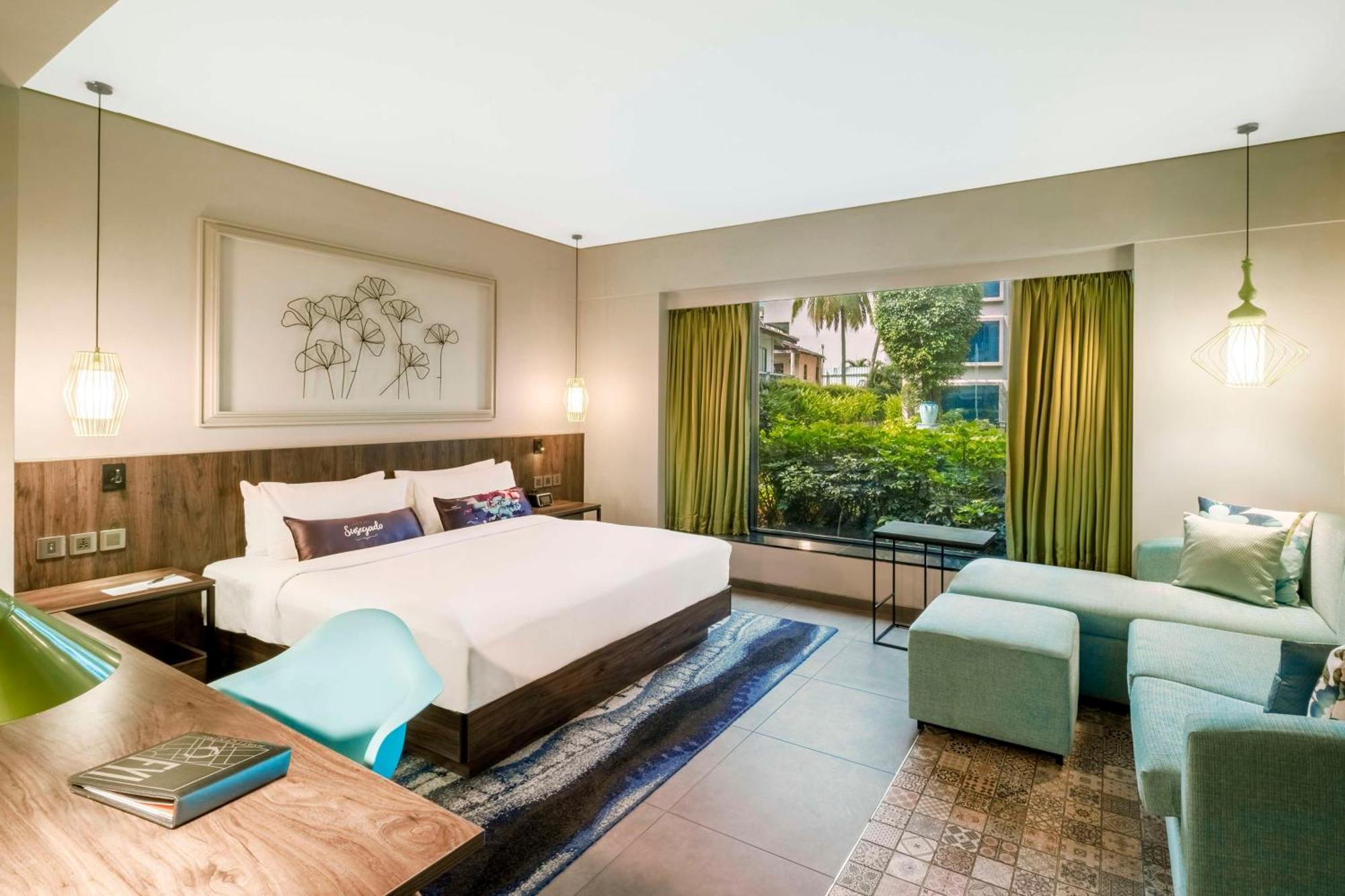Hyatt Centric Candolim Goa Exterior foto Deluxe Room